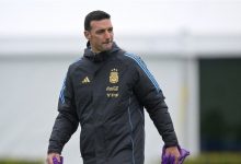 الأرجنتيني بييلسا على مشارف قيادة منتخب ثالث إلى النهائيات