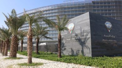 «التربية» تستنكر دخول شخص مجهول إلى مخازنها وتصويرها