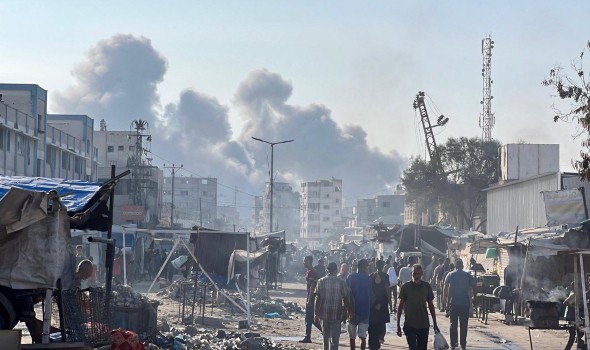 الجيش الإسرائيلي يقصف برج الرؤيا في حي تل الهوا جنوب غربي مدينة غزة