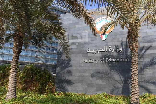 الطبطبائي يُكلف عبدالله البراك منسقًا عامًا لمبادرة تحدي القراءة العربي في الكويت