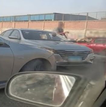القبض على قائد سيارة ملاكي لسيره عكس الاتجاه في المطرية