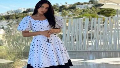 النجمات يعِدن نقشة البولكا دوت إلى الواجهة بأسلوب أنيق