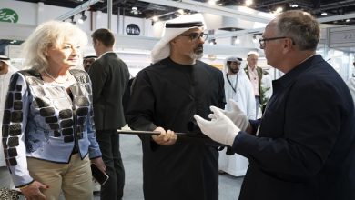 بالفيديو والصور.. خالد بن محمد بن زايد يزور معرض أبوظبي الدولي للصيد والفروسية