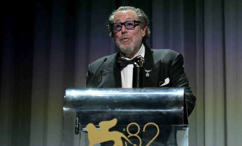 بعد تكريمه في مهرجان فينيسيا السينمائي 2025.. منْ هو المخرج العالمي جوليان شنابل وما هي أبرز أعماله؟