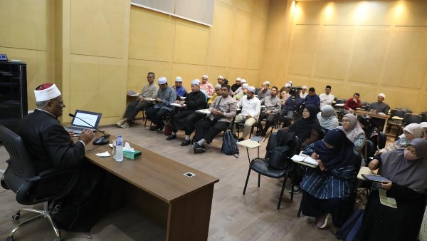 خلال البرنامج التدريبي