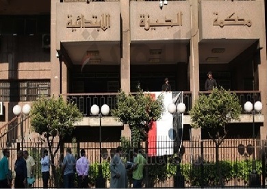 جنايات الجيزة تعاقب متهمين بالشروع في قتل عامل بالسجن 5 سنوات