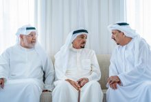 حاكم عجمان يقدم واجب العزاء في وفاة حسين خانصاحب