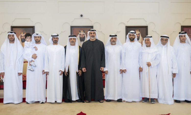 خالد بن محمد بن زايد يحضر حفل استقبال بمناسبة زفاف خالد أحمد رقيط السويدي