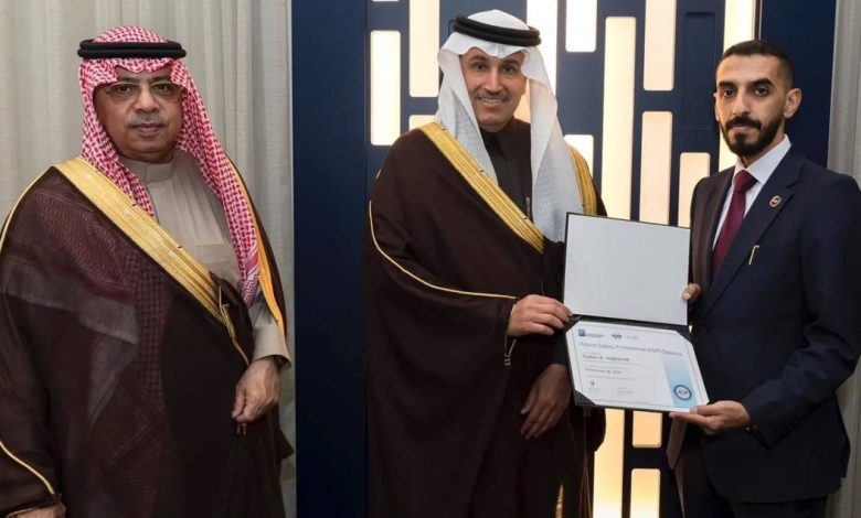 «سلطان مشرف» أول سعودي يُتوَّج بتصنيف عالمي في مجال تشريعات سلامة وتشغيل الطيران والمطارات