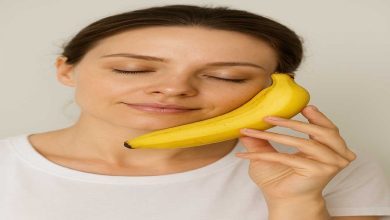 فوائد قشر الموز للبشرة.. سر الجمال الطبيعي وطريقة استخدامه الصحيحة