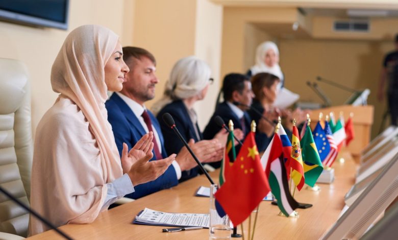 في اليوم العالمي للترجمة .. نورة الخوري: في ترجماتي أقدّم أبعاداً جديدة ومختلفة للاستمتاع بالأدب