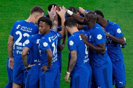 ملاعب | عاجل الأخدود يضرب الهلال بالأول .. زلزل في ملعب المملكة أرينا