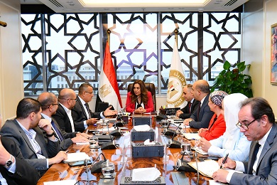منال عوض: تطوير البلوهول وقرية الغرقانة يعزز نشر السياحة البيئية القائمة على صون الموارد الطبيعية