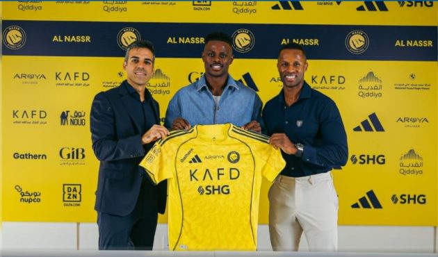هارون كمارا لاعبًا في النصر