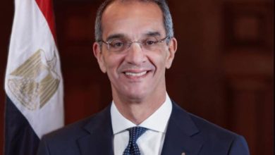 وزير الاتصالات: بدء تصدير أجهزة المحمول المصرية بكميات كبيرة اعتبارا من العام المقبل