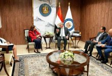 وزير البترول يبحث استثمارات شل العالمية في البحث وإنتاج الغاز في مصر