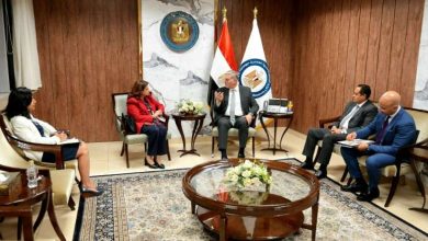 وزير البترول يبحث استثمارات شل العالمية في البحث وإنتاج الغاز في مصر