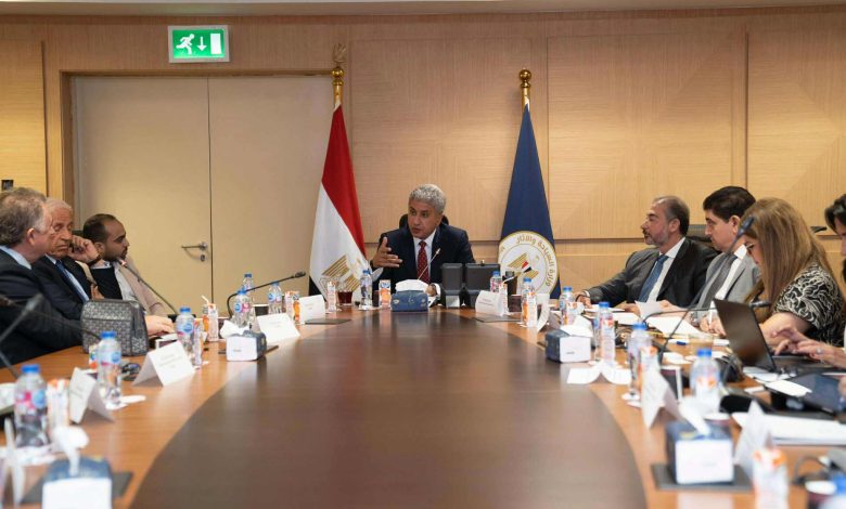 وزير السياحة يبحث مع مؤسس ورئيس NG Hotels Group التركية فرص الاستثمار الفندقي في مصر