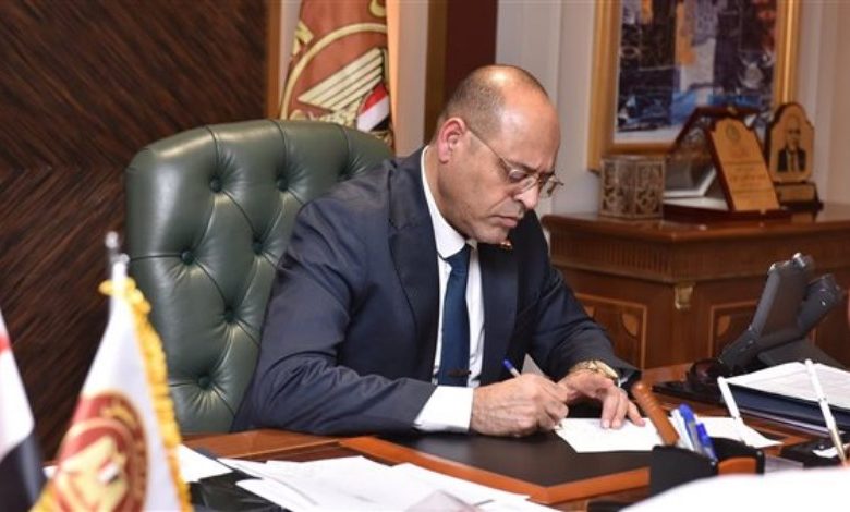 وزير العمل: 400 ألف جنيه إعانة لأسرة كل متوفى بحادث مصنع المحلة.. وإجراءات صارمة ضد المنشآت غير المرخصة
