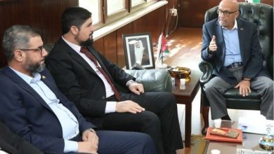 وزير المياه والري يستقبل وفد وزارة الطاقة السوري...