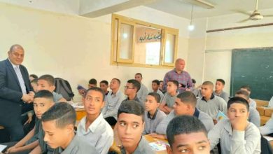 وكيل تعليم قنا ينفي صعوبة مناهج البكالوريا ويؤكد تكاملها مع التخصصات الجامعية