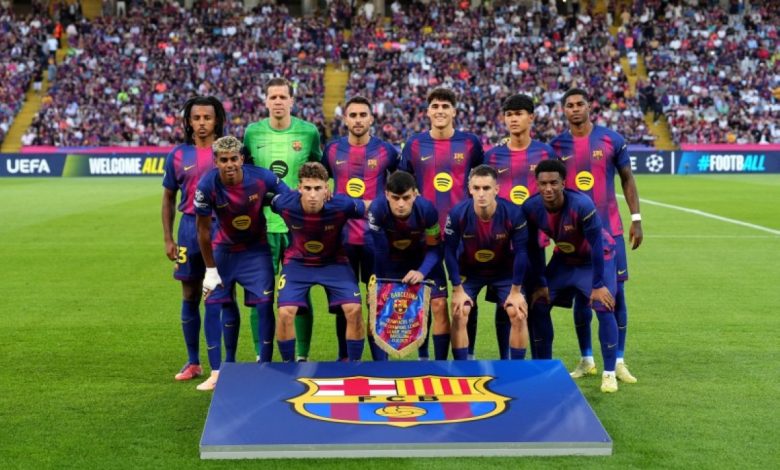 فريق برشلونة الإسباني.