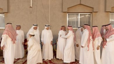 آل بقشان يستقبلون المعزين في فقيدهم - أخبار السعودية