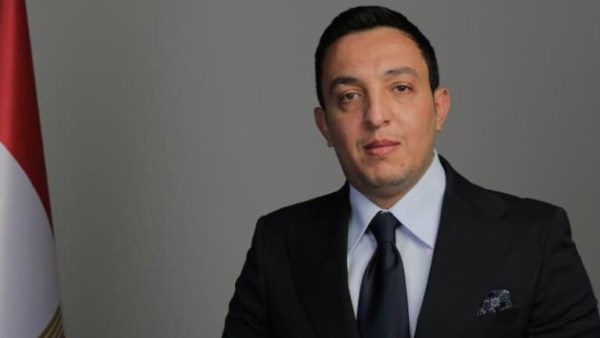 النائب مصطفى أبو زهرة، عضو مجلس الشيوخ