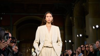 أجمل البدلات النسائية برؤية عصرية جريئة لصيف 2026.. اخترناها من أسابيع الموضة العالمية