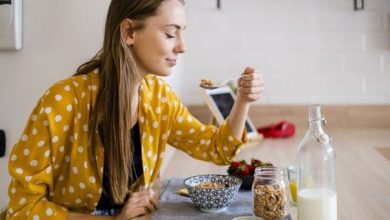 أخطاء شائعة في وجبة الفطور "تدمّر" صحة الأمعاء...