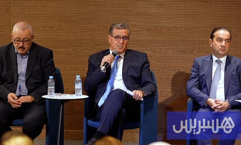 أخنوش يلتقي برلمانيي الأحرار