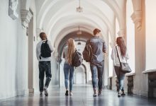أسرار بناء علاقات ناجحة مع الزملاء وأساتذة الجامعة