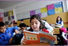 أولياء الأمور وطلاب المدارس يشكون من التقييمات الأسبوعية والأداءات الصفية