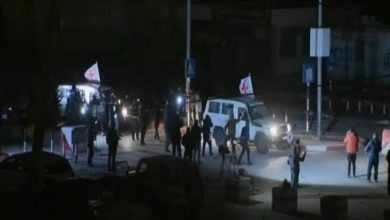 إسرائيل تسمح بدخول فرق من حماس والصليب الأحمر إلى رفح للبحث عن رفات رهائن
