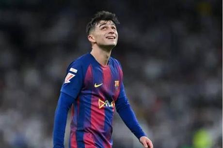 إصابة بيدري تشعل أزمة وتثير الرعب من تكرار "حقبة تشافي"