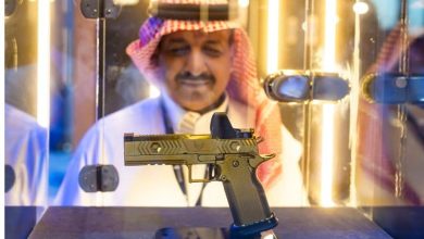 إصدارات خاصة وفريدة من الأسلحة العالمية بمعرض الصقور والصيد السعودي الدولي 2025