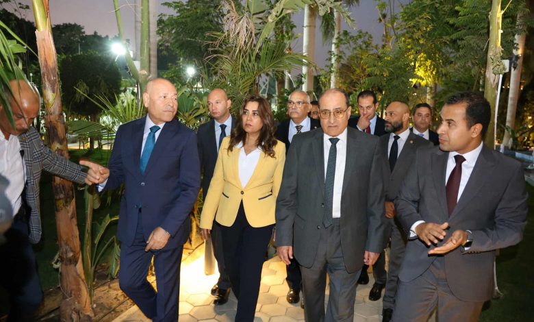 افتتاح أعمال تطوير حديقة المسلة التراثية بالزمالك بعد إعادة إحيائها