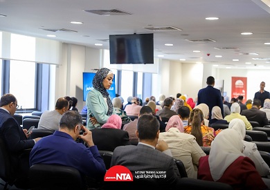 الأكاديمية الوطنية للتدريب تنظم حلقة نقاشية حول الذكاء الاصطناعي والتعليم