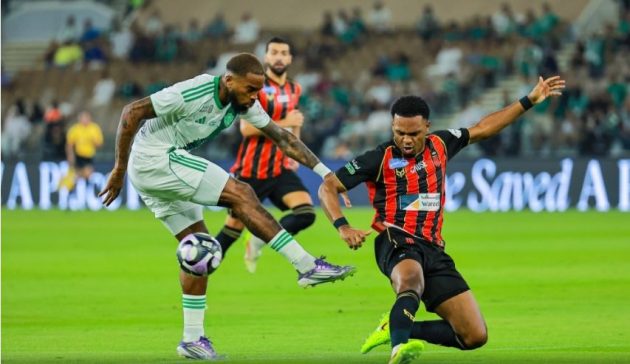 الأهلي يتعثر بالتعادل مع الرياض في دوري روشن