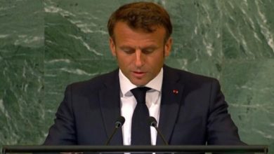 الإليزيه يستبعد حل البرلمان وماكرون يعتزم تعيين رئيس وزراء جديد خلال 48 ساعة وسط مساع لتفادي أزمة سياسية