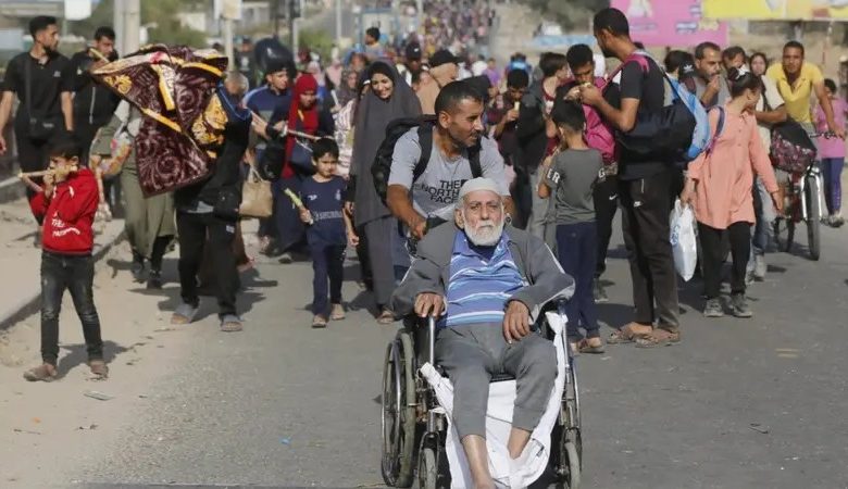 الاحتلال الاسرائيلي يعلن: نزوح الغزيين جنوبا لن يتم إلا عبر حواجز التفتيش