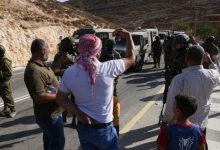 الجيش يتعاون مع مستوطني الضفة ويسهل...