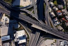 الحكومة تعلن عن 5 مشاريع استثمارية مستقبلية في عمّان...