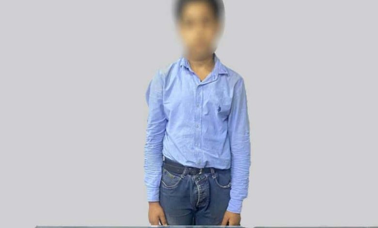 الداخلية تكشف ملابسات فيديو طفل يلوّح بقطعة بلاستيكية ويهدد أحد الأهالي بالمنوفية