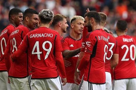 الدوري الإسباني يَفتح أبوابه أمام نجم مانشستر يونايتد