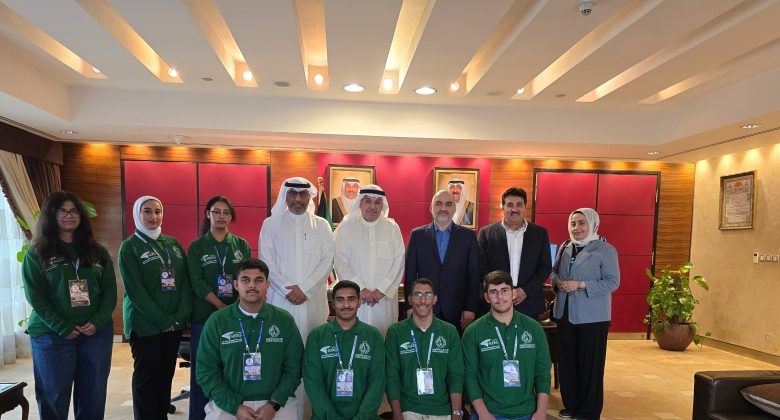 السفير الغانم: السفارة الكويتية في القاهرة لن تتوانى عن تقديم الدعم لأبناء الكويت