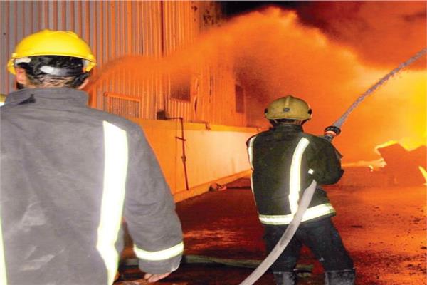 السيطرة على حريق بورشة نجارة في المدينة الصناعية بأسوان دون إصابات