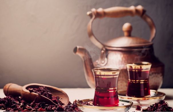الشاي الأسود يحمي قلبك.. لكن بكمية غير متوقعة...