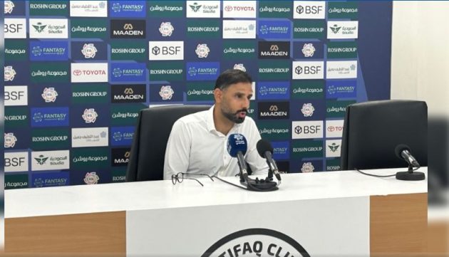 الشهري: الخطأ أمام الهلال ممنوع
