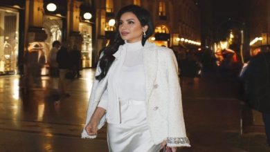 اللون الأبيض يتربّع على عرش إطلالات النجمات في بدايات خريف 2025